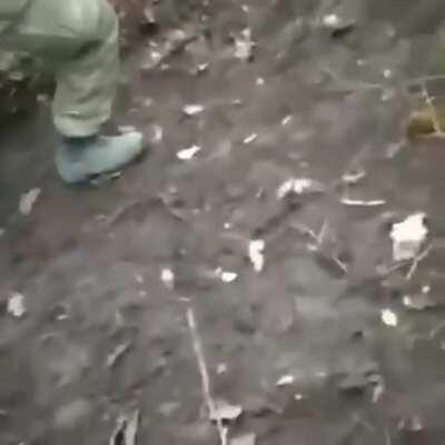 Pashiiiiik,you had one job.Əsgərlərimiz çətinlik çəkir sənin üzündən(əsgərin möhtəşəm aktyorluğu)