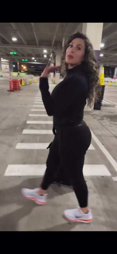 Sexy n all black