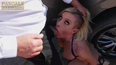 Deepthroating in the desert