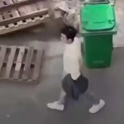 Saw this and first thought was *man on a mission* lol