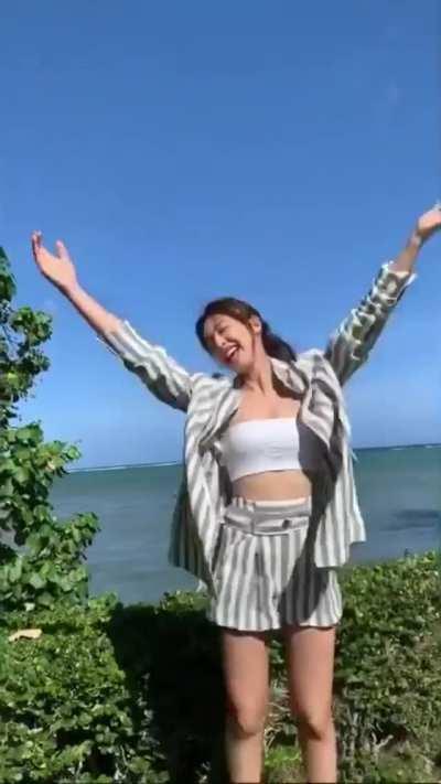 Oppsssiiee baby girl I see that 👅👅👅