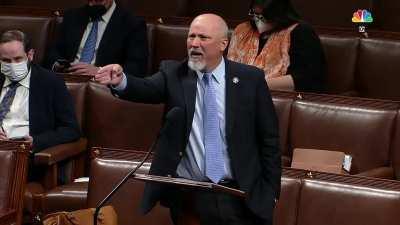 Congressman Chip Roy rages at the absurd new mask mandate. 