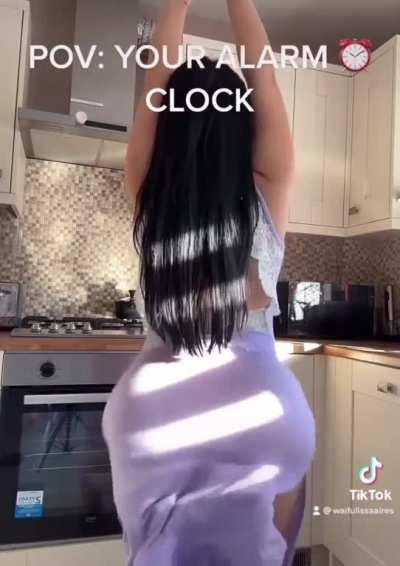 Tiktok ass clap