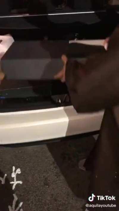 Cursed_sneaker_meetup