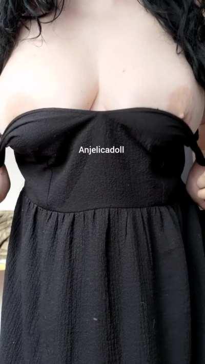 Dropping my italian boobs
