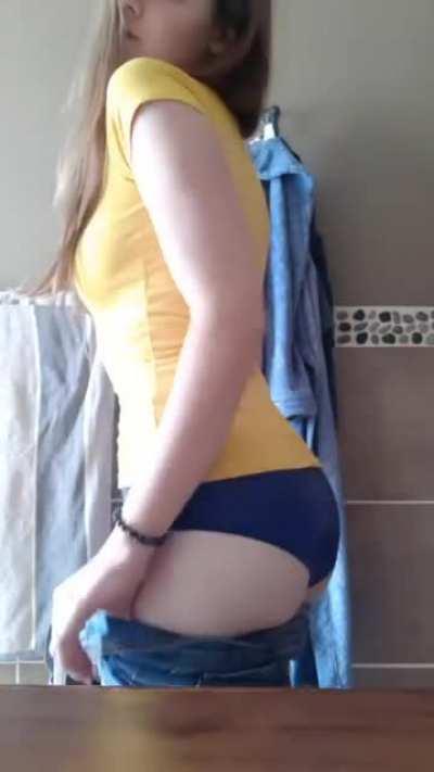 [reddit] accidentally sent this to daddy's phone. he can tell my holes have barely been fucked