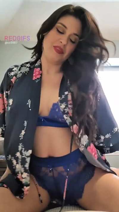 Temptation comes in many shades… today it’s blue. Tempted?