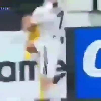 vcs acham que e real ou feiki????!?!!!?!!!!?!!!?!1!!?!1?!!!?!?!1!!?!!?!!