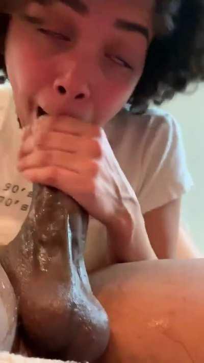 She has that sloppy wet head!