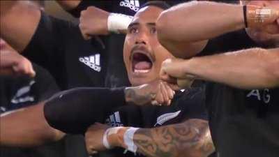 Watch: All Blacks pay tribute to Diego Maradona