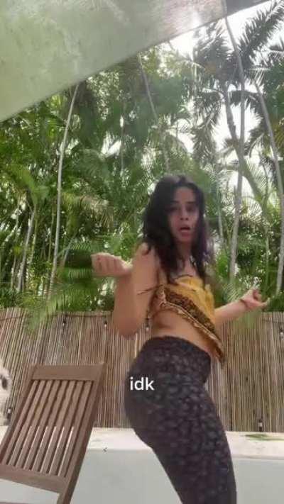 Camila Dance 60fps UHD