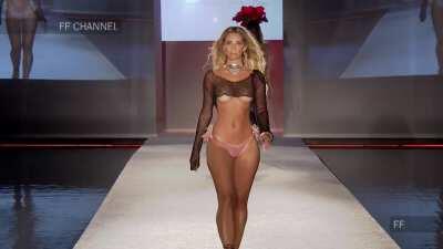 Sierra Skye on the runway