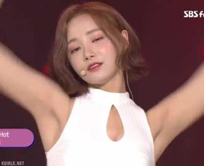 Yeonwoo – ex Momoland