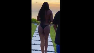 Monifa Jansen (Miss Curaçao 2011)