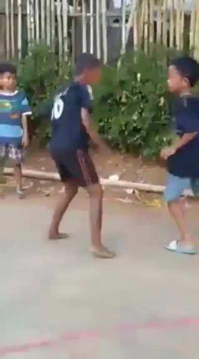 After being beaten 5 times, the counterattack came...