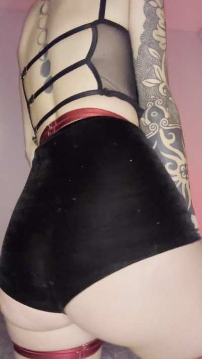 If I gave you instructions on how to masturbate with my ass, would you accept?