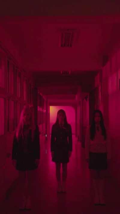 [221119] Yujin, Xiaoting & Bahiyyih - ZANMANG LOOPY TikTok update