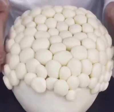 the fondant balls ) :