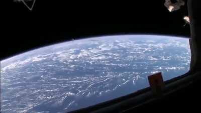 56. saniyede sol altta geçen şey ne?