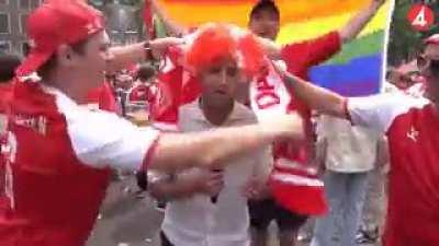 Når Svensken konverteres til den RødHvide Gud