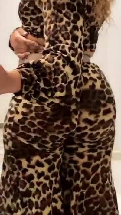 Without all the extra shit🍑🍑