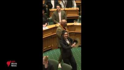 Thousands march in New Zealand 'Hikoi' over controversial treaty bill