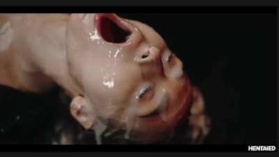 Kelly Collins Mouth Filled With Huge Load Of Alien CUM