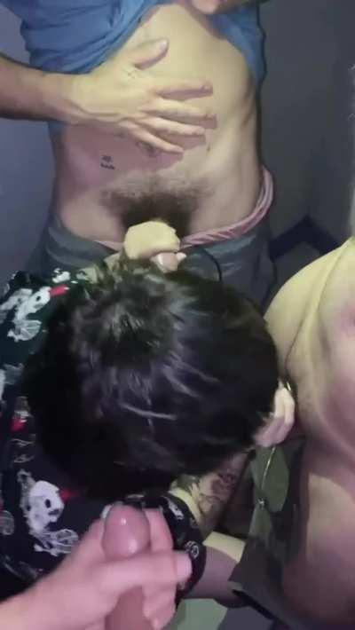 Had a line out my booth ready to use me 😋