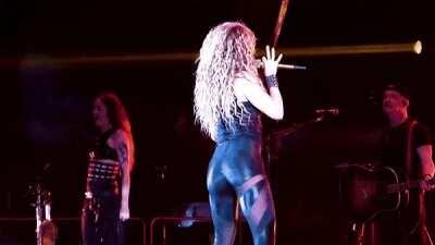 Shakira 🔥🍑