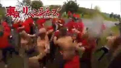 Ya no puedo ver pelear un grupo de gente sin pensar esto