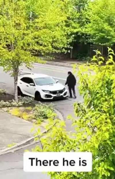 His reaction is priceless