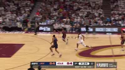 [Highlight] Obi Toppin with the tomahawk