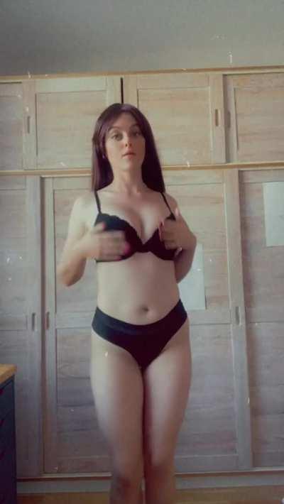 If even 5 guys like this, I'll celebrate and fuck myself 🙈