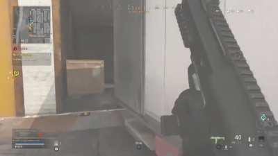 Smoke grenades actually useful for once...