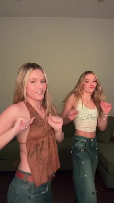 Maria’s TikTok Dancing with Jayden 