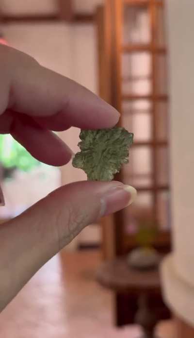 please help! is this real of fake?