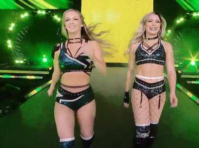 Anna Jay and Tay Conti. The hottest tag team of them all. 😍🤩