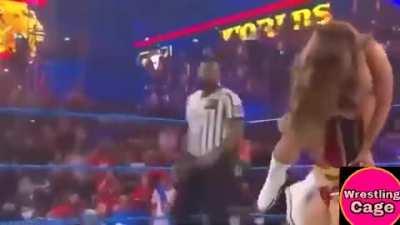 Mandy Rose fireman carried by Meiko Satomura