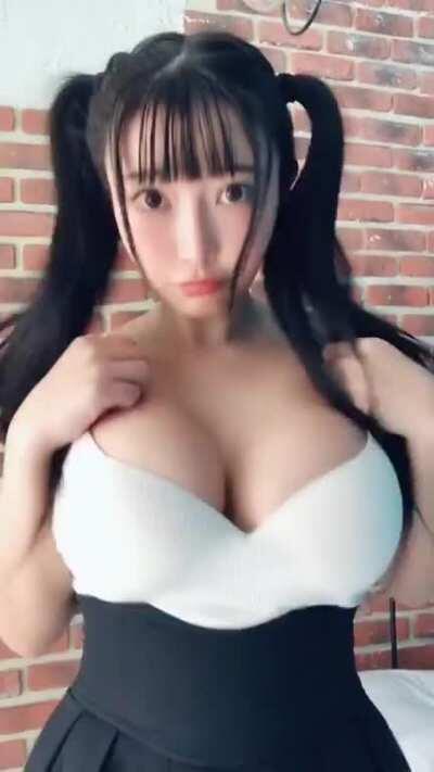 Bouncy Asian Boobs