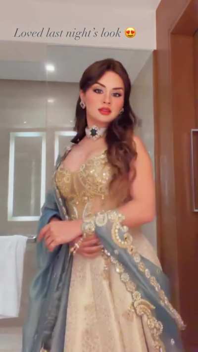 Avneet Kaur in Indian Wear Nov 15