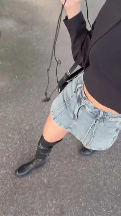 Je komt haar tegen op een festival, wat zal je doen?