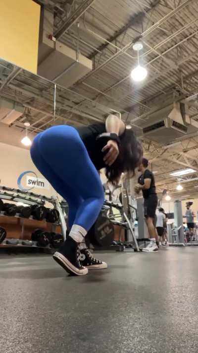 I love how perfectly tight they wrap my figure especially from behind