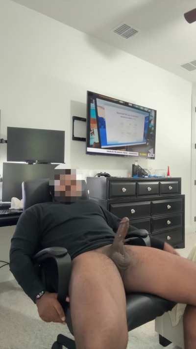 Here’s a thick dick for ya