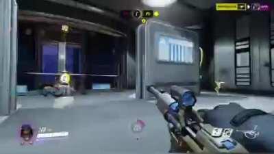 (sound on) Me following a tracer to give her nano: