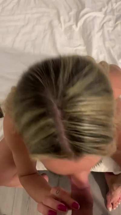 How would you caption this video at a porn site? - You can see much more at: Onlyfans.com/babimunizts ;)