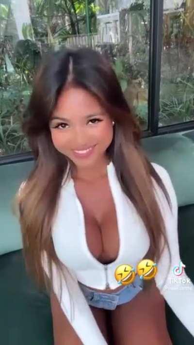 She send you a titty pic by accident what you going to do
