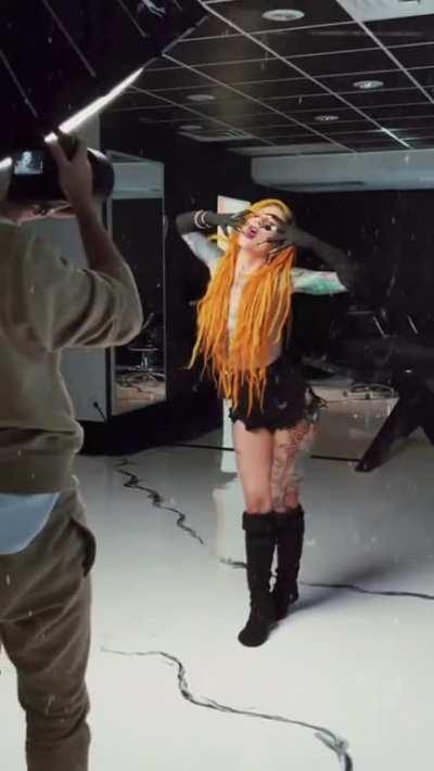 Lena Scissorhands (Infected Rain)