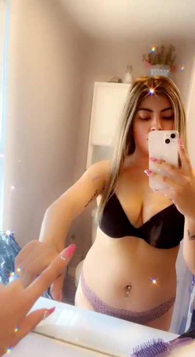 My girlfriend needs to be shared to a bbc. Never tried one