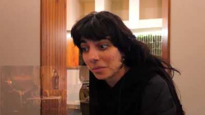 Even Dina's face model is a Bella hater