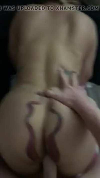 Shirley Cherres chambeando